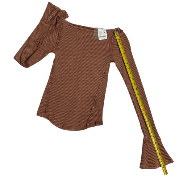 FREE PEOPLE Women's Soul Sister Ribbed Bell-Sleeve Top, SIZE XSMALL - Picture 10 of 15